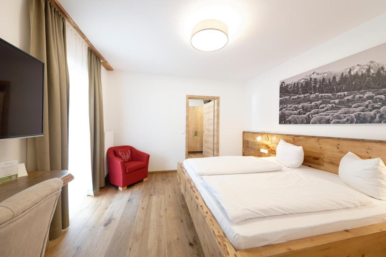 Hotel Garni Alpengruss Гармиш-Партенкирхен Екстериор снимка
