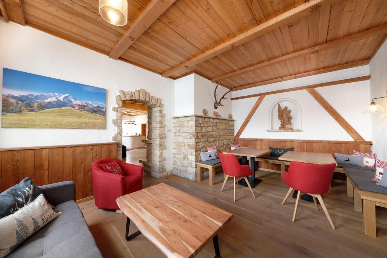 Hotel Garni Alpengruss Гармиш-Партенкирхен Екстериор снимка