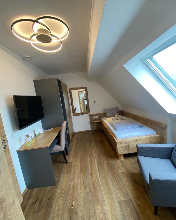 Hotel Garni Alpengruss Гармиш-Партенкирхен Екстериор снимка