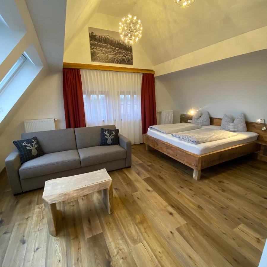 Hotel Garni Alpengruss Гармиш-Партенкирхен Екстериор снимка