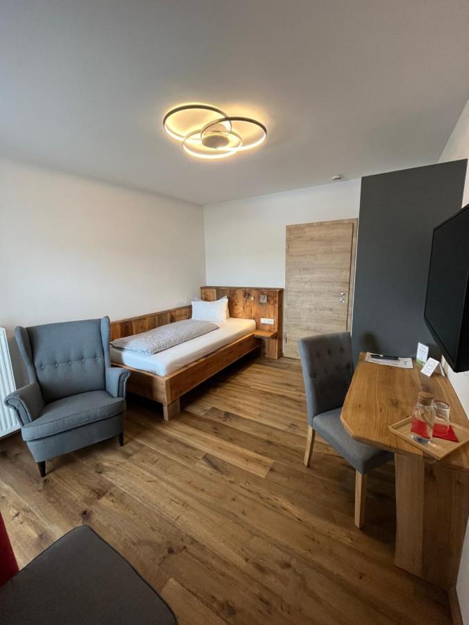 Hotel Garni Alpengruss Гармиш-Партенкирхен Екстериор снимка