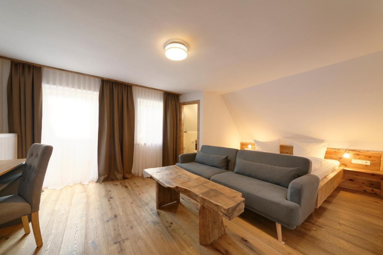 Hotel Garni Alpengruss Гармиш-Партенкирхен Екстериор снимка