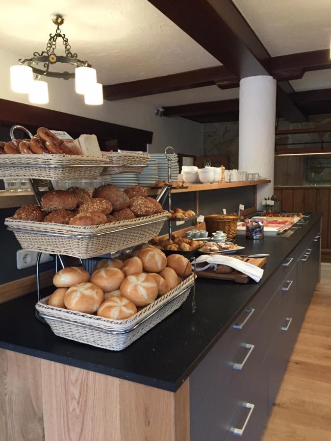 Hotel Garni Alpengruss Гармиш-Партенкирхен Екстериор снимка